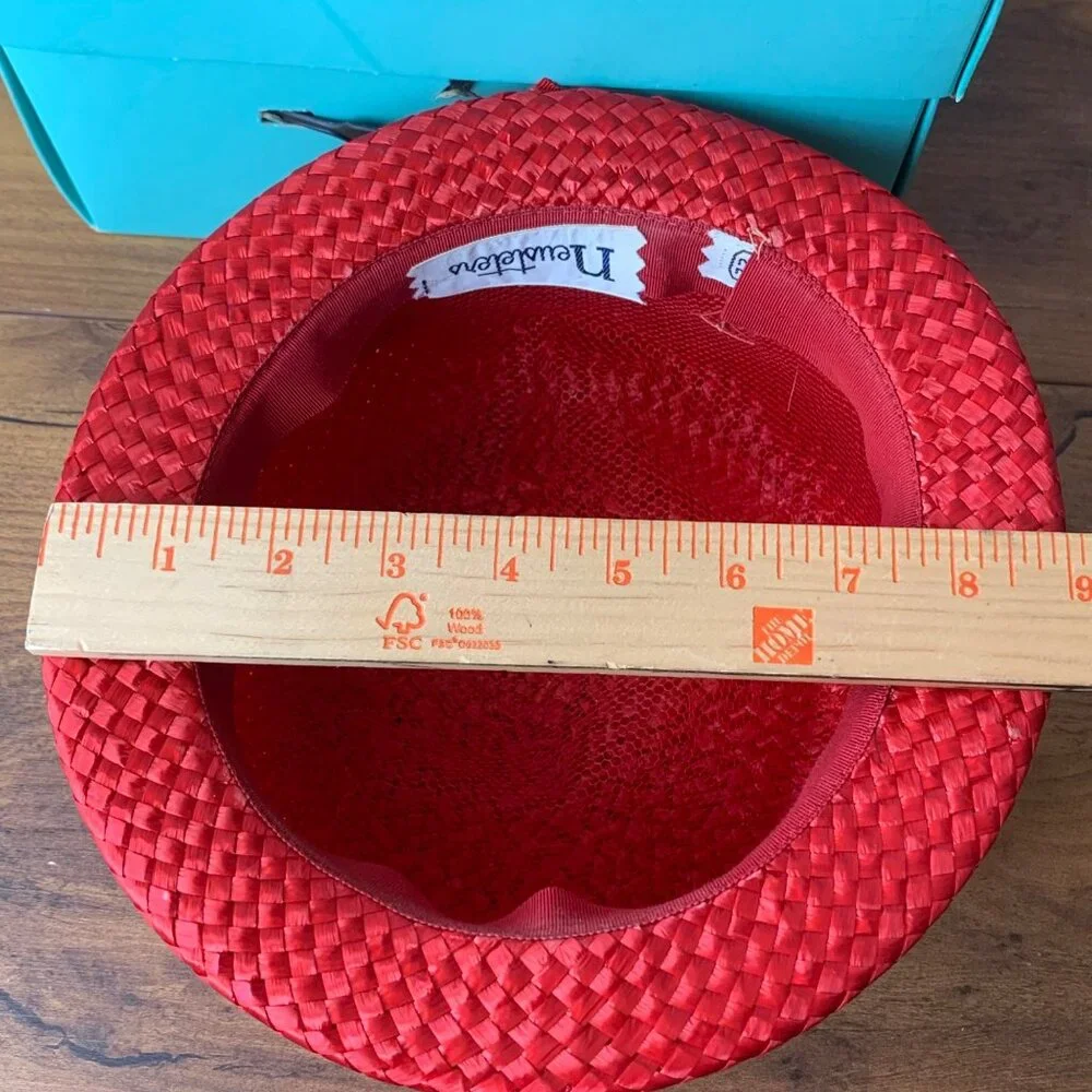 Vintage Neusteters Denver Red Straw Hat With Box size 22 Net lining w/Box Nice!